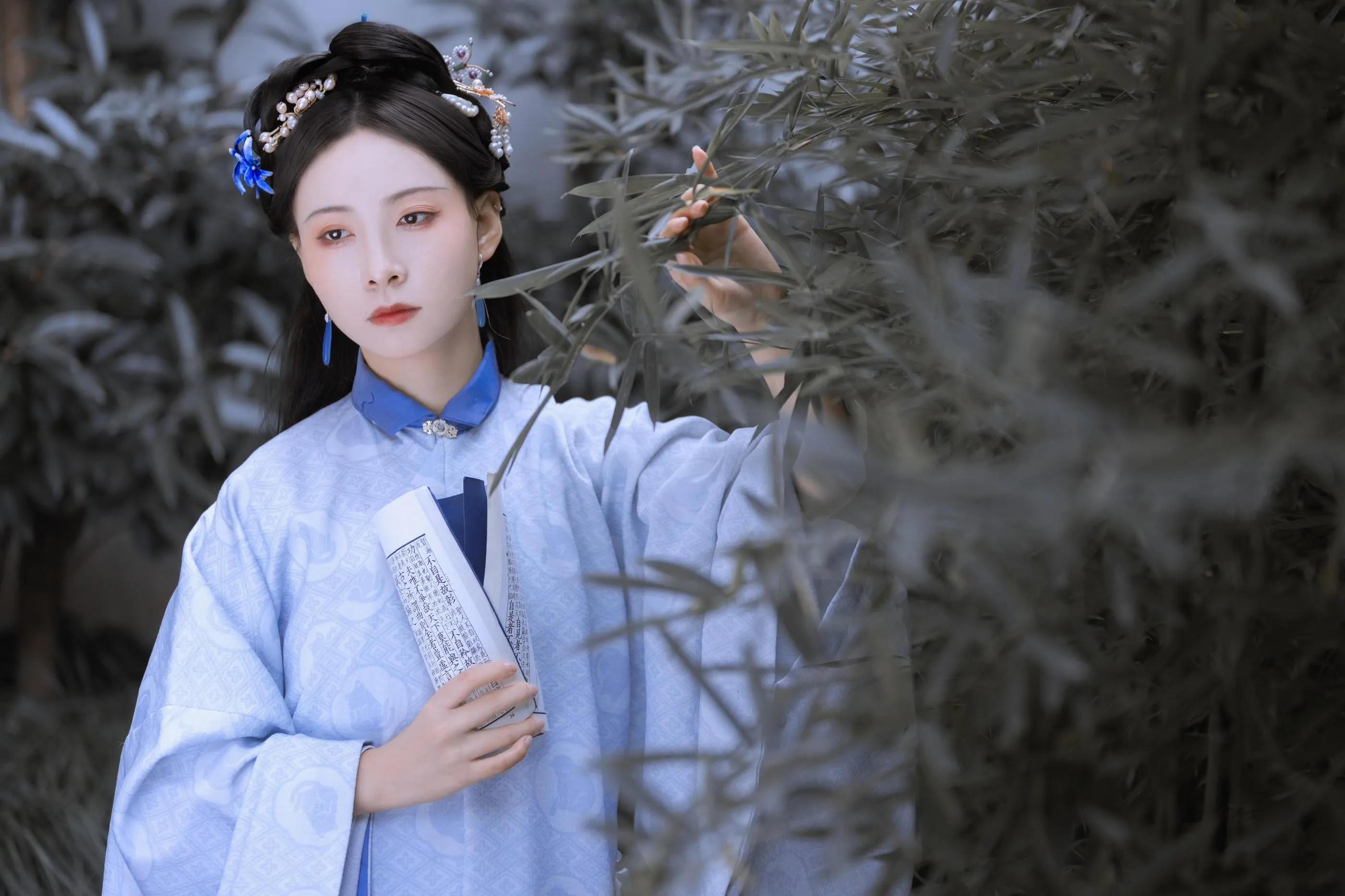 [YITUYU艺图语]2022.02.15 蓝灵 一念 [37P]插图